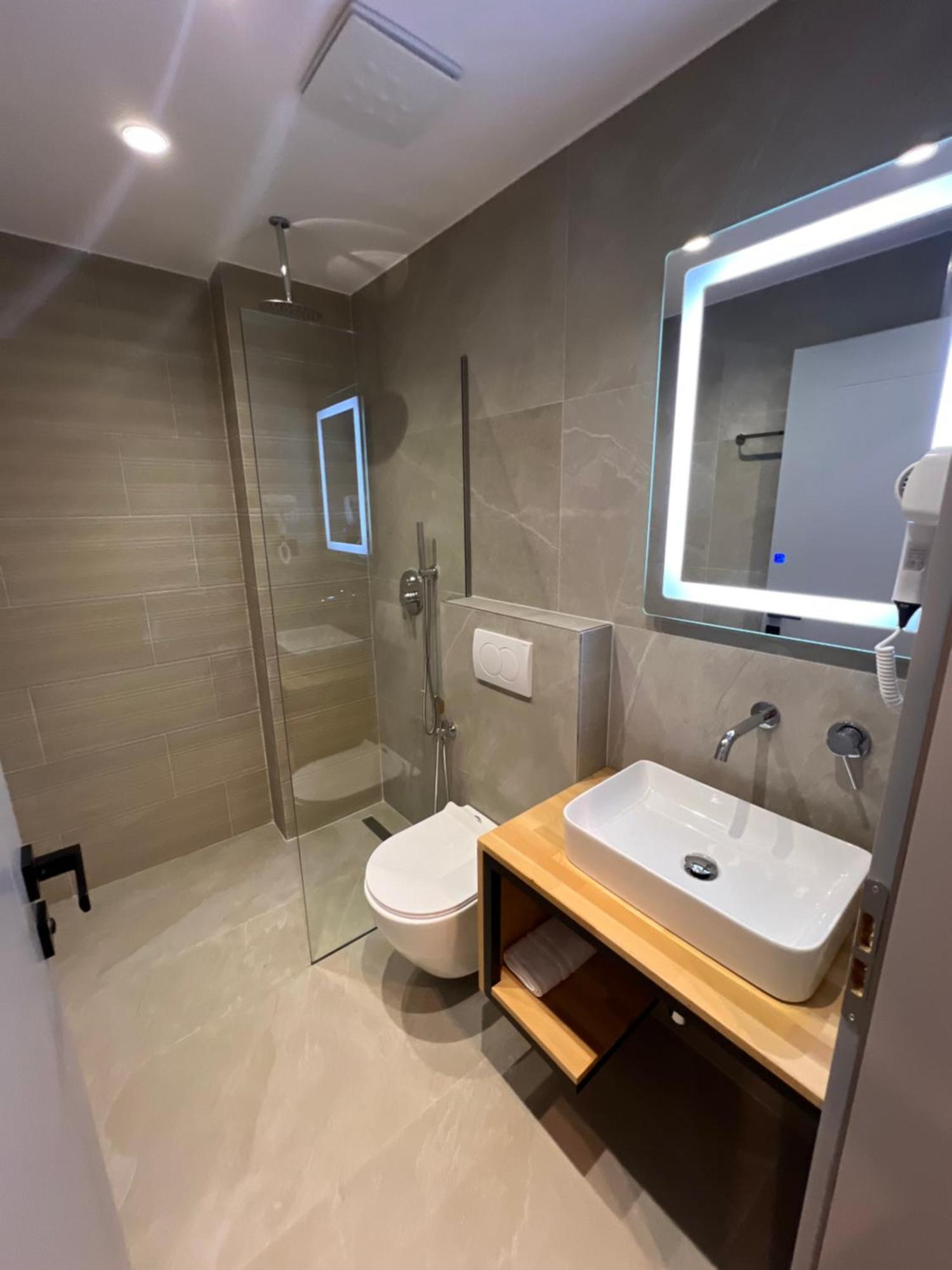 Hotel Resol 2 Ksamil Kültér fotó