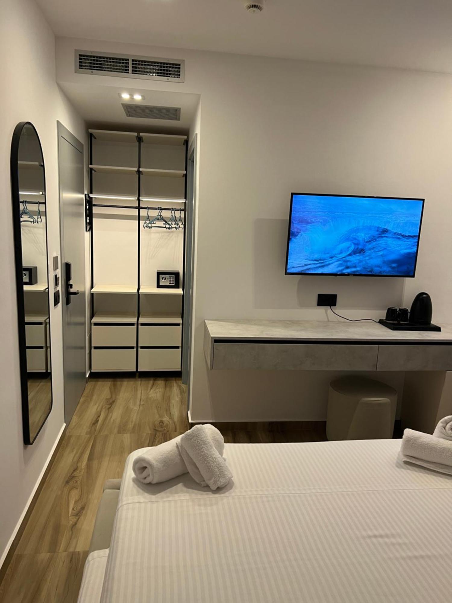 Hotel Resol 2 Ksamil Kültér fotó