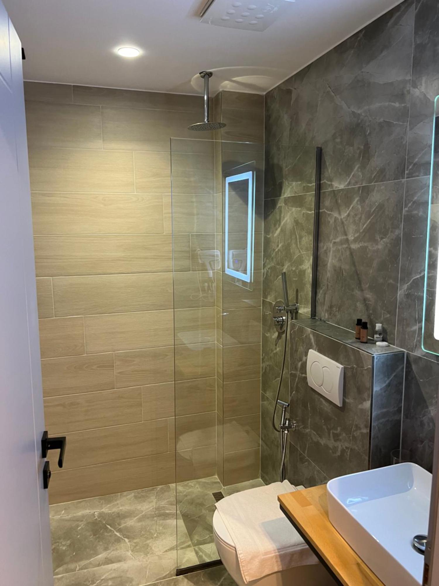 Hotel Resol 2 Ksamil Kültér fotó